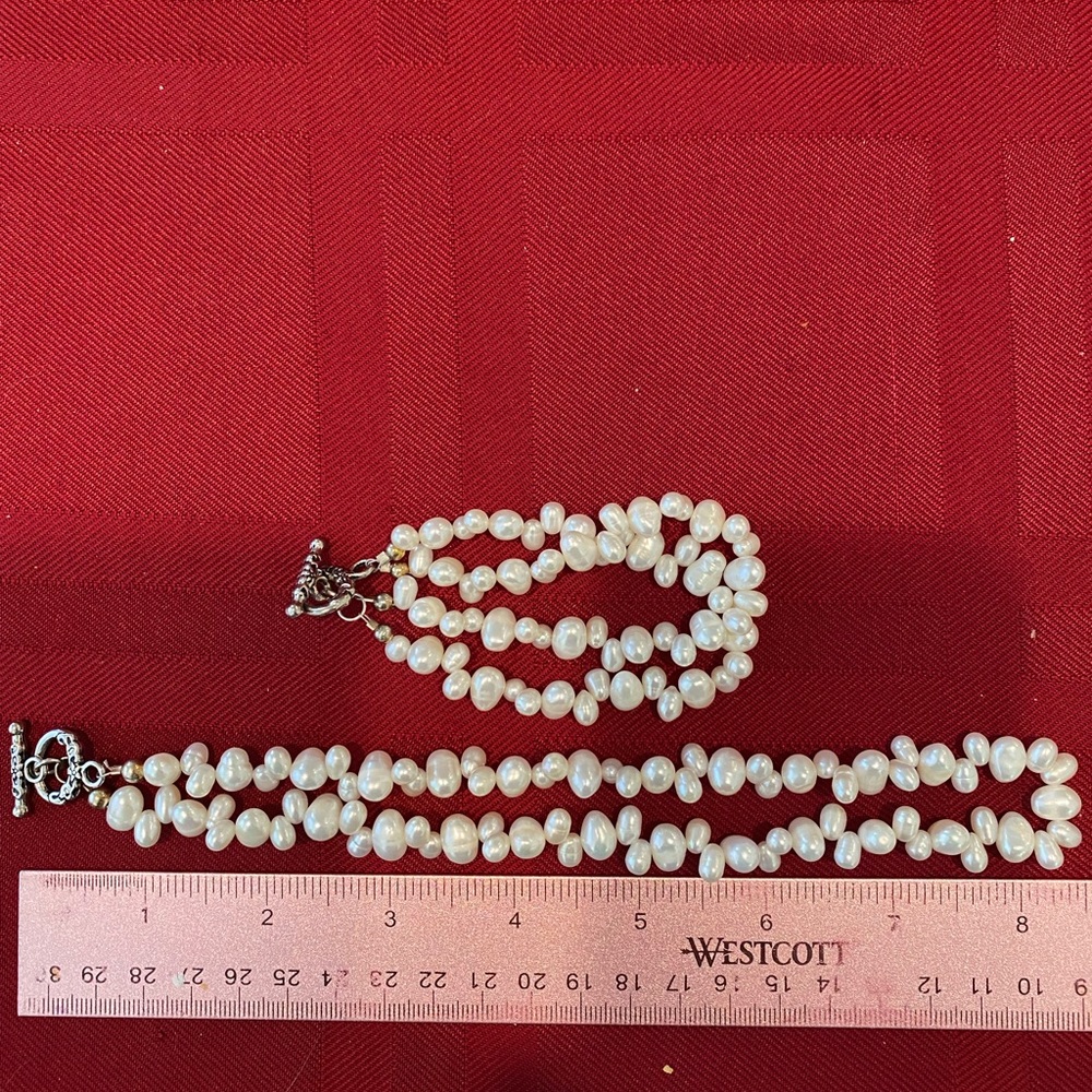 Faux Pearl Necklace & Bracelet Set